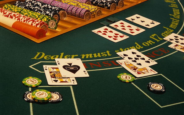 Đặt cược là bước rất quan trọng khi chơi blackjack tại happyluke